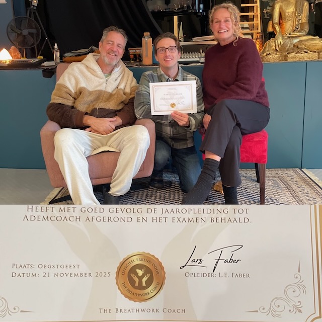 Harijs Deksnis receiving his breathwork coaching certification from Lars Faber at The Breathwork Coach, November 2025